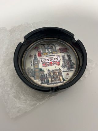 Cenicero de Londres