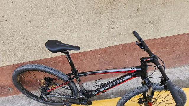 Bicicletta Giant Talon 27.5