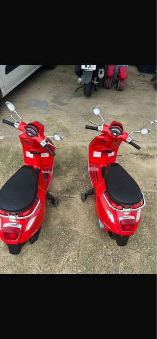 Motos eléctricas infantiles rojas (2 unidades)