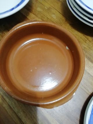 Vajilla cerámica azul y blanca