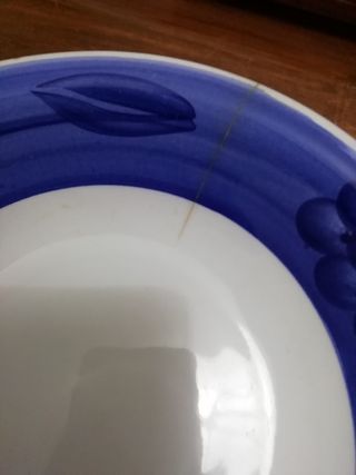 Vajilla cerámica azul y blanca