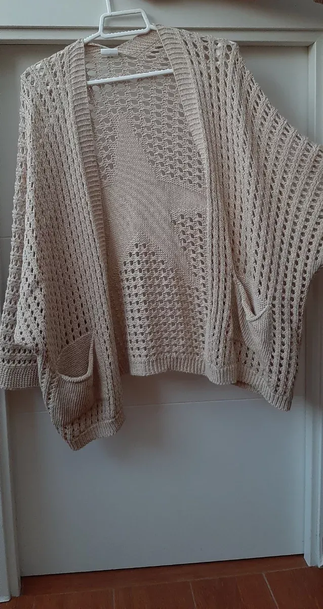 Chaqueta beige de verano