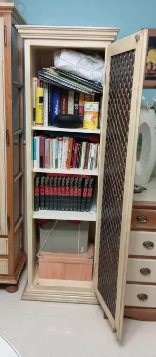 Mueble auxiliar librería de madera