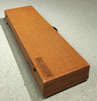 Custodia per pedali per chitarra