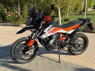 KTM 790 Adventure R