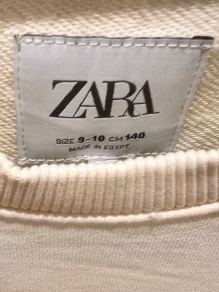 Sudadera Zara Beige y Negra Talla 9-10 años