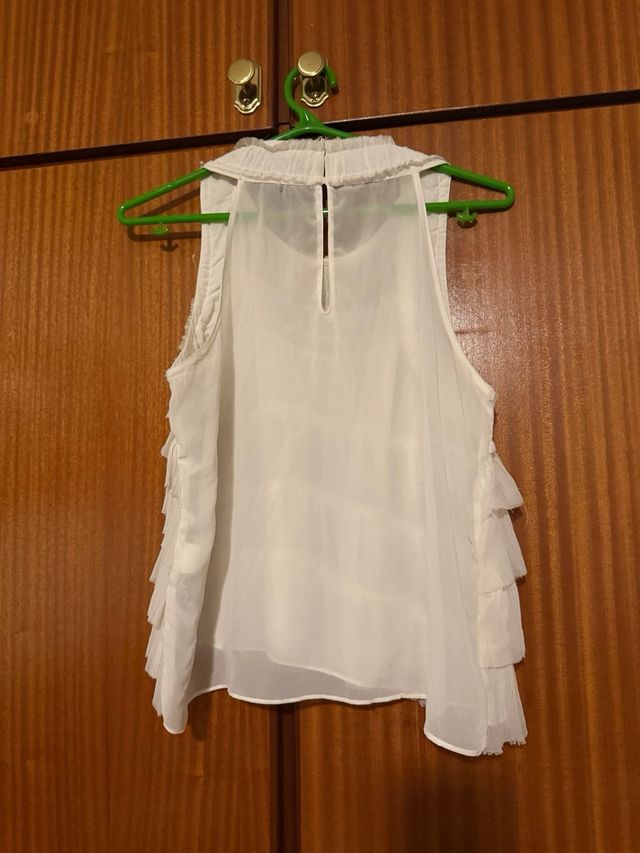 Blusa blanca volantes Zara