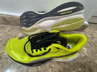 Zapatillas Puma Nitro Running Negras y Amarillas