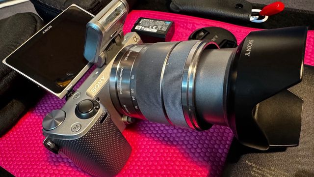 Sony NEX-5R Cámara Digital Plata