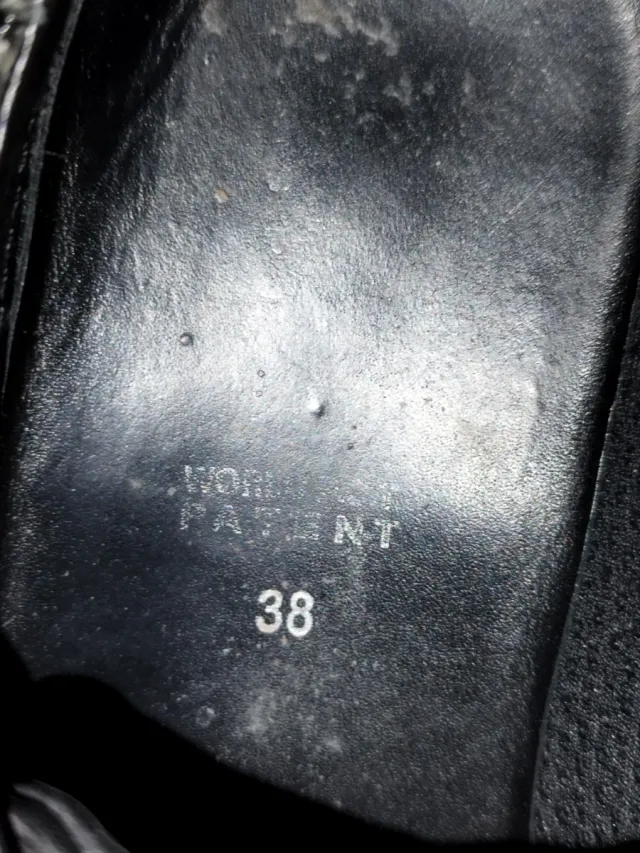 Deportivas GEOX Negras Piel Brillo y Serraje N38