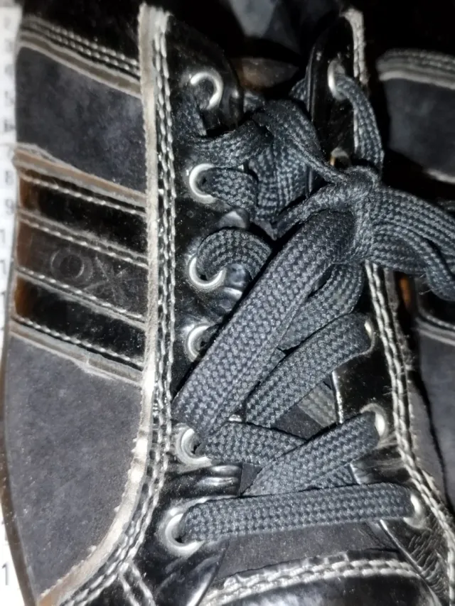 Deportivas GEOX Negras Piel Brillo y Serraje N38