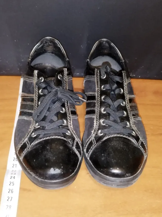 Deportivas GEOX Negras Piel Brillo y Serraje N38