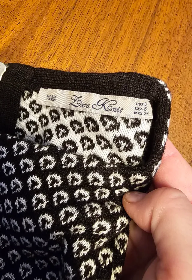 Top Zara fantasia bianco e nero