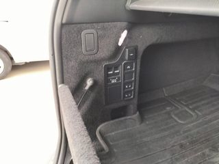 Land Rover Discovery 2021