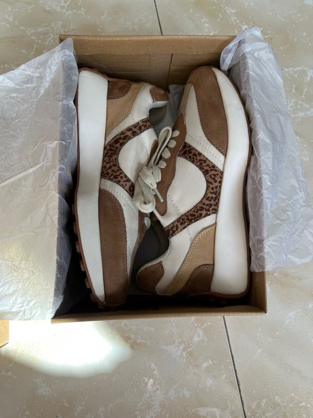 Zapatillas Passé Composé Marrón Talla 38 Nuevas