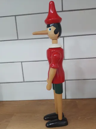 Muñeco de madera Pinocho
