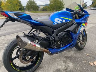 Suzuki GSX-R Azul