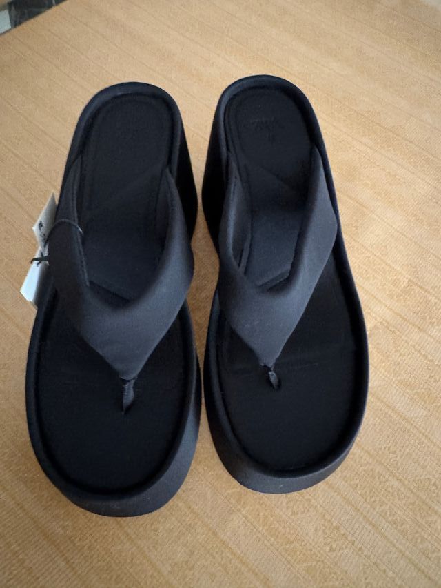 Sandálias Zara NEW Neoprene Pretas Tamanho 41