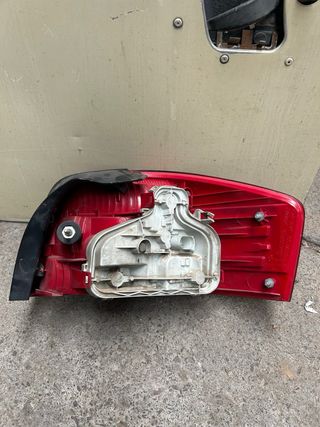 Piloto original Audi A3 3p 2004