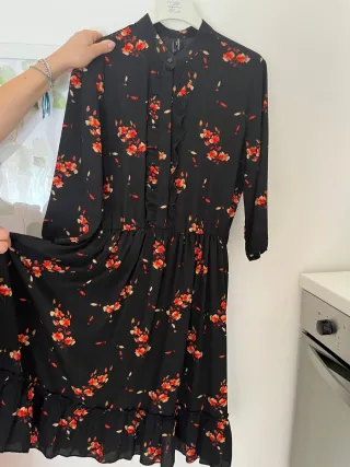 Vestito Piazza Italia nero fiori rossi taglia S