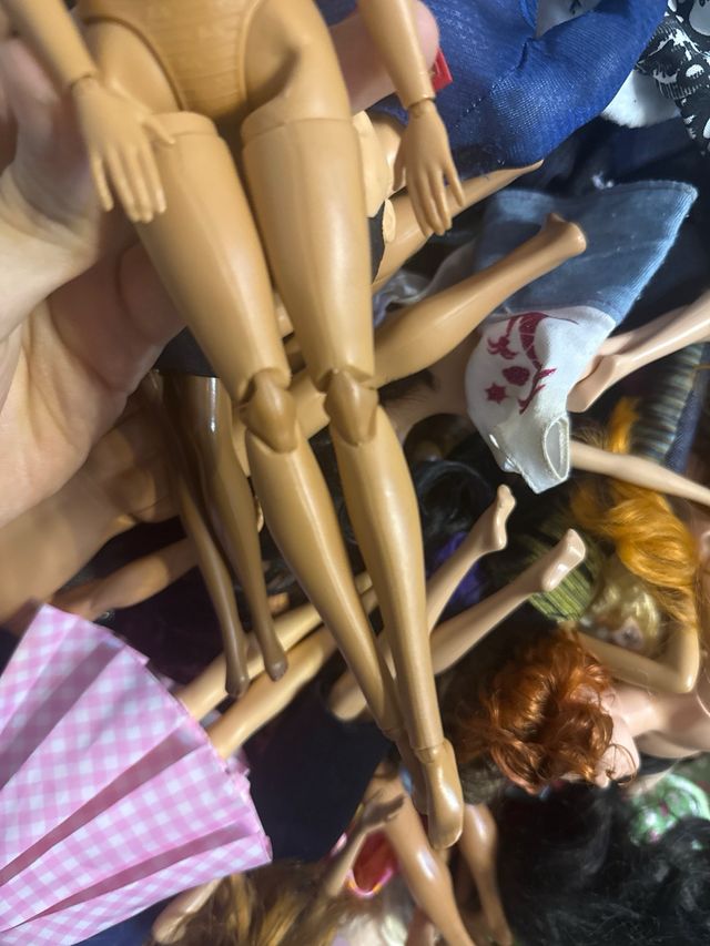 barbie Made to move latina