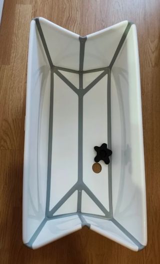 Bañera Stokke plegable en buen estado