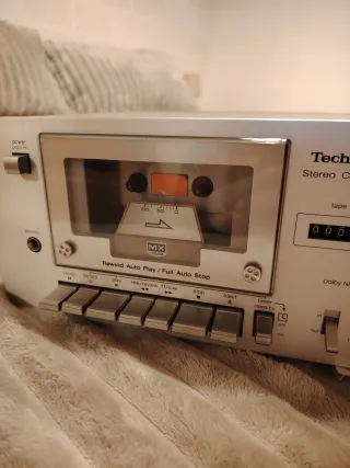 Technics M12 Stereo Cassette Deck Plata