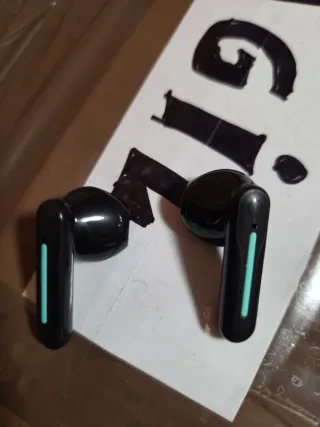 Auriculares Inalámbricos Bluetooth Negros