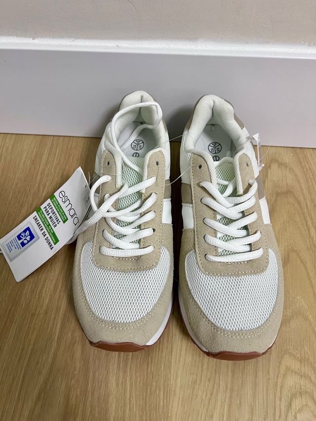 Zapatillas Esmara Mujer Beige y Blancas