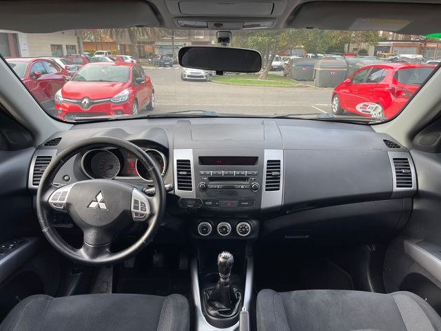 Mitsubishi Outlander 2008