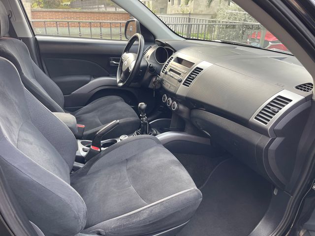 Mitsubishi Outlander 2008