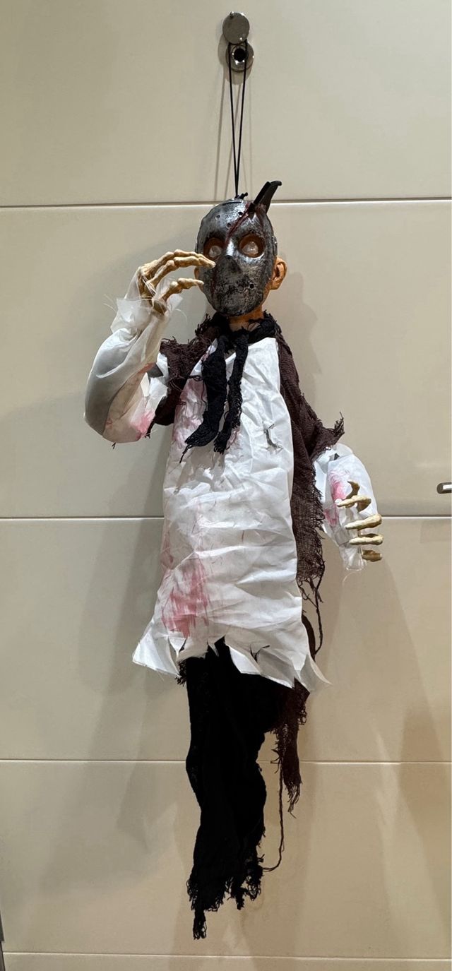 Muñeco Zombie Spirit Halloween 80cm