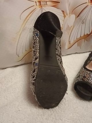 Zapatos de fiesta tacón negro y plata