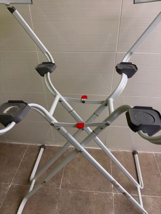 Bañera bebé con termómetro, peso y soporte.