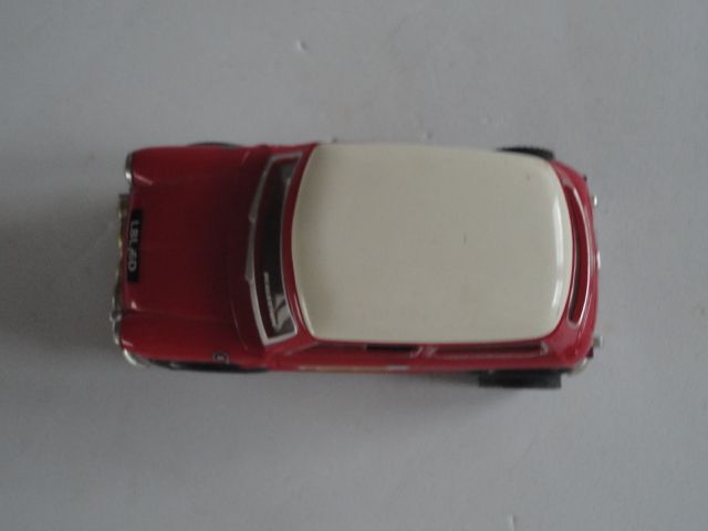 Scalextric Mini Altaya Rojo