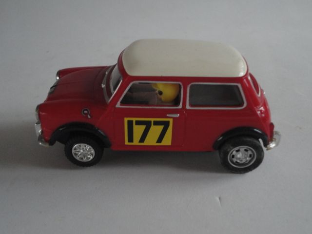 Scalextric Mini Altaya Rojo