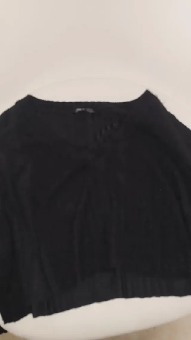 Suéter de algodón negro manga larga