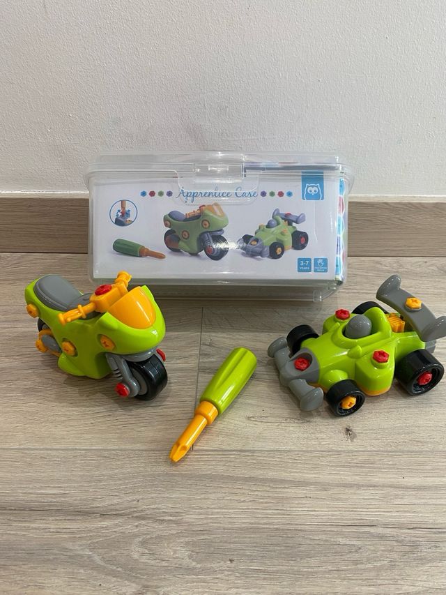 Juego Montaje Infantil Coche y Moto