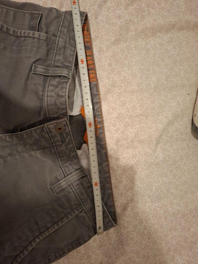 Pantalón Dockers Gris Hombre