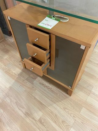 Mueble recibidor madera y cristal