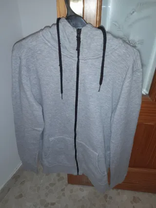 Sudadera gris hombre