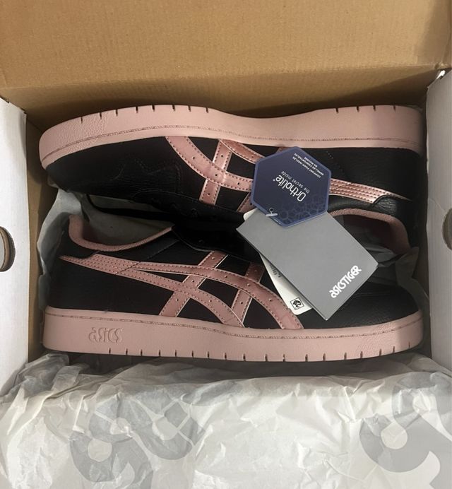 Talla 45. Zapatillas ASISC “Japan S”.