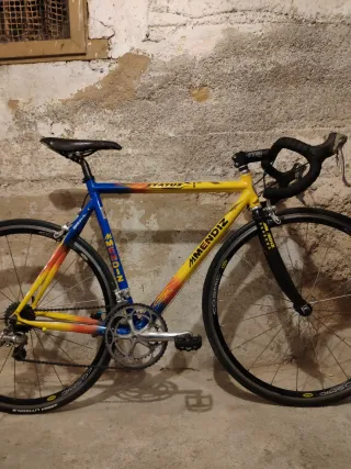 Bicicleta Mendiz Status