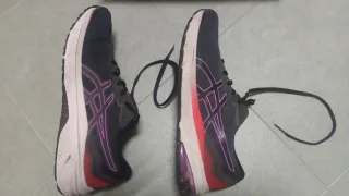 Zapatillas Asics Mujer Negro y Rosa