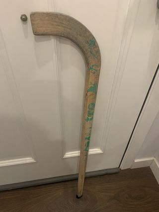 Pack hockey,patines,stick,guantes y rodilleras