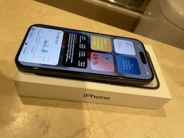 iPhone 15 128GB