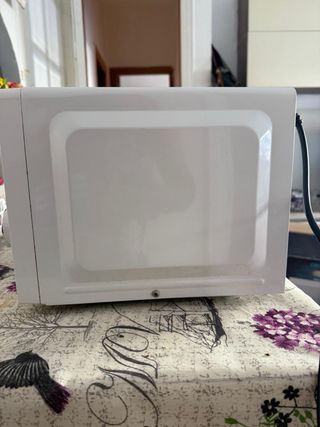 Microondas Orbegozo Blanco