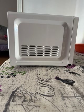 Microondas Orbegozo Blanco