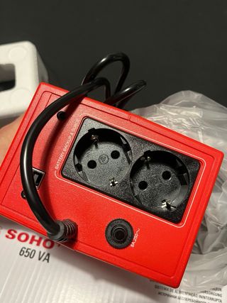 Sistema SAI Salicru SOHO+ 650 VA