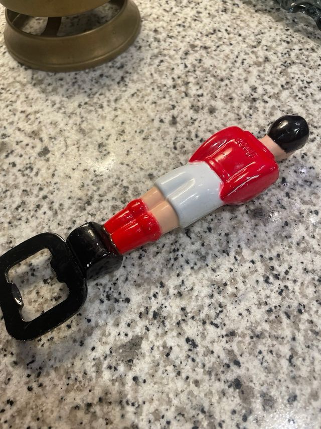 Cavatappi apribottiglie calciatore